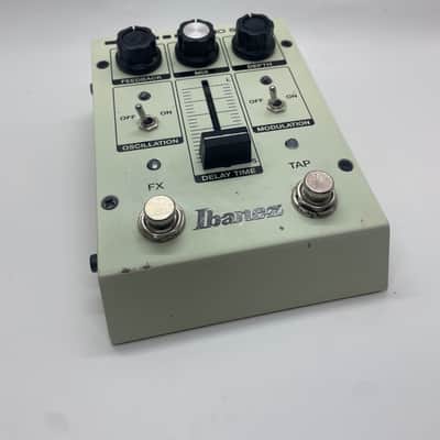Ibanez ES2 Echo Shifter | Reverb