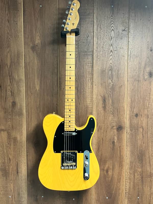 Fender American Professional Telecaster Tele - Butterscotch Natural Blackguard 7.0 pounds