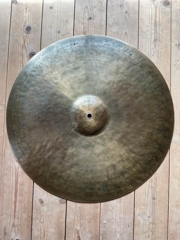 Istanbul Agop 22