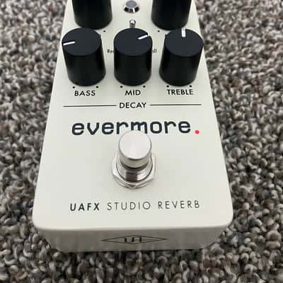 Universal Audio Evermore Studio Reverb 2023 - Present - Cream image 4
