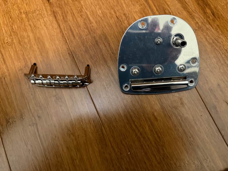 Fender Squire Jazzmaster - Bridge and Vibrato image 1