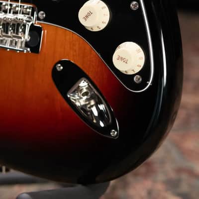 Fender American Professional Classic Stratocaster HSS Electric Guitar - 3-Color Sunburst with Gig Bag image 11