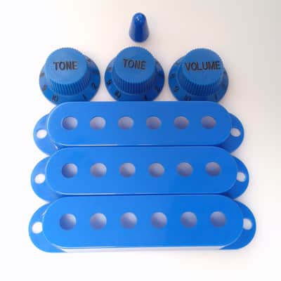 Blue Single Coil Pickup Covers with 1 Tone 2 Volume Control Knobs with Switch Tip for Fender Strat image 1