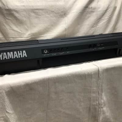Yamaha PSR-S750 image 10
