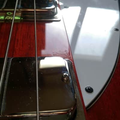 Epiphone Thunderbird Classic IV Pro Tobacco Burst Modified Gibson Pickups Hipshot image 4