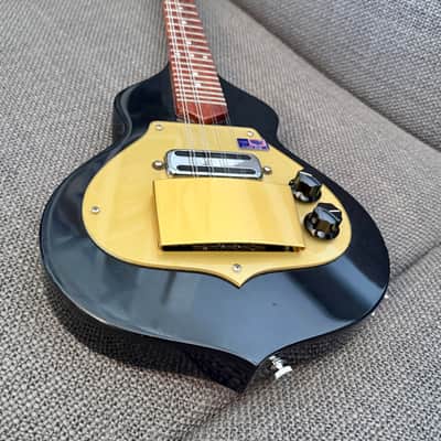 Rickenbacker Mandolin Model 5002 V58 Jet Glo Black rare electric cavaquinho image 11