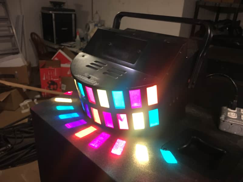 American DJ AGG255 Agressor Hex LED RGBCAW Effect Light image 1