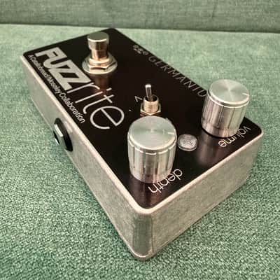 Catalinbread Fuzzrite Germanium 2022 - Present - Black / Silver image 3