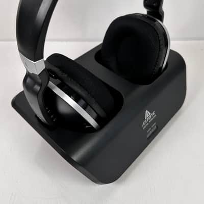 Artiste ADH300 2.4GHz Wi-Fi Digital Stereo TV Headphones with Charging Dock image 10