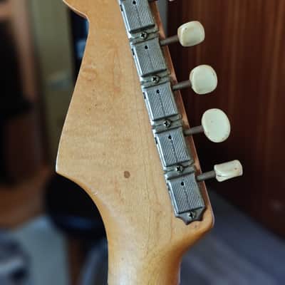 Fender Stratocaster 1985 with original 1963 Fender Musicmaster neck image 5