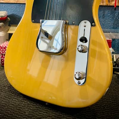 1988 Fender American Vintage ’52 Telecaster Reissue AVRI – All Original image 6