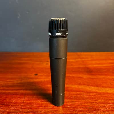 Shure SM57 Cardioid Dynamic Microphone 1984 - Present - Black image 4