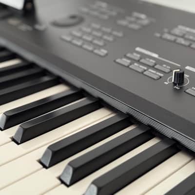 Korg OASYS 88-Key Open Architecture Synthesis Studio 2000s - Black image 2