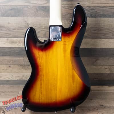 USED-Squier Affinity Series Jazz Bass Excellent Condition 3 Tone Sunburst Finish image 5