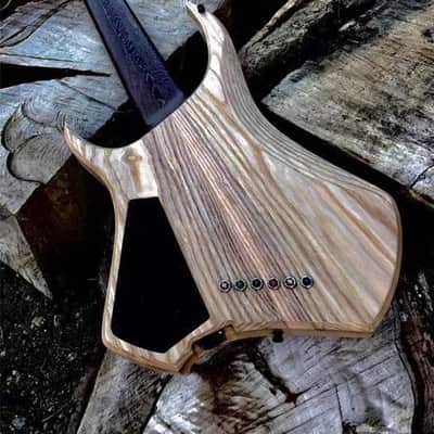P.Kamecki 6 string multiscale bass image 4
