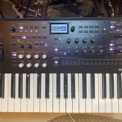KORG WAVESTATE WAVE SEQUENCING SYNTHESIZER