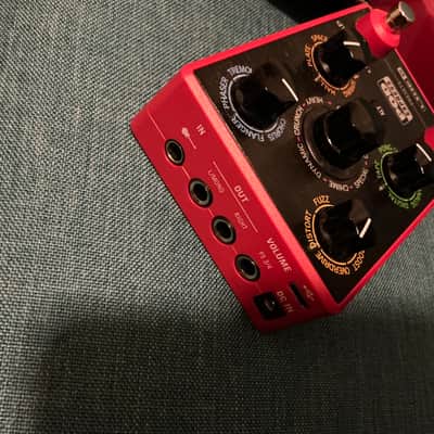 Line 6 POD Express 2024 - Present - Red / Black image 3