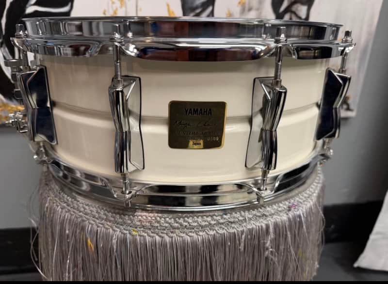 Yamaha 🥁made in JAPAN ndugu chancler SIGNATURE MIJ Billy jean snare drum white - White image 1