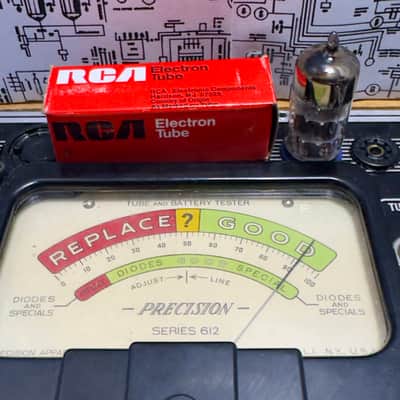 RCA (Mullard) 6922 E88CC (6DJ8) - Gold Pins Black Plates Top Getter Pair image 12