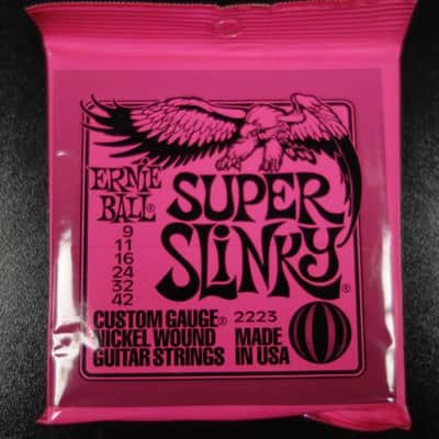 Ernie Ball 2223 Super Slinky 009-042 Guitar Strings image 1
