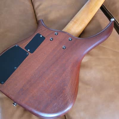 Rare U.S. Masters EP5J 5-String Bass – Natural Walnut Brown – USA Made – Active EQ – Figured Maple Neck – Gold Hardware image 15