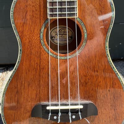 Oscar Schmidt OU5 Ukelele w/hard case image 6