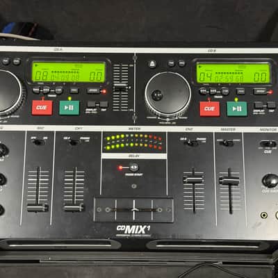 Numark CDMIX1 2000's - Black image 1