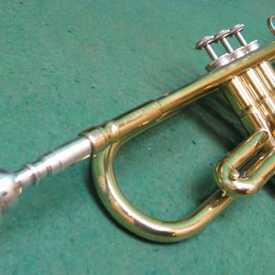 Holton T602 Collegiate Trumpet - Reconditioned - Holton Case & Holton 7C MP image 7
