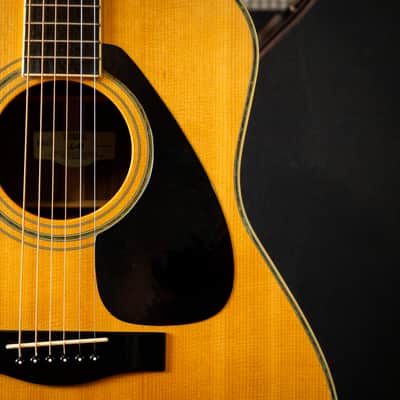 Yamaha LL-11 – Solid Top Acoustic Guitar – Natural – VG Cond - W/hardcase. image 3