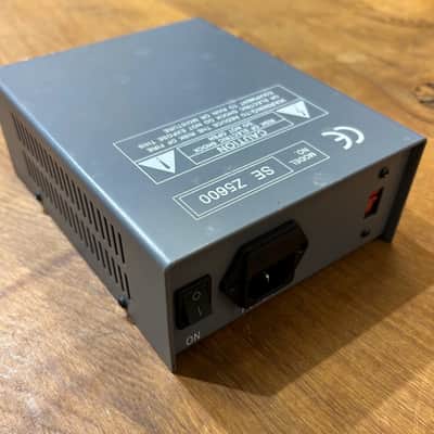 sE Electronics Z5600A Valve Condenser Mic Outfit image 9