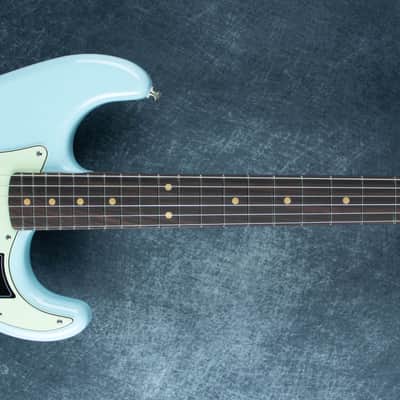 Fender Vintera III Early 60 Strat Rosewood Sonic Blue MX25165777 image 2