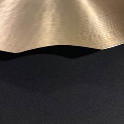 Zildjian 20” A Series Medium Thin Crash Cymbal 1934g (Video + READ!) image 8