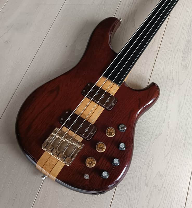 Ibanez Musician MC-940DS Fretless Sting 1980 Wood | Reverb Italia