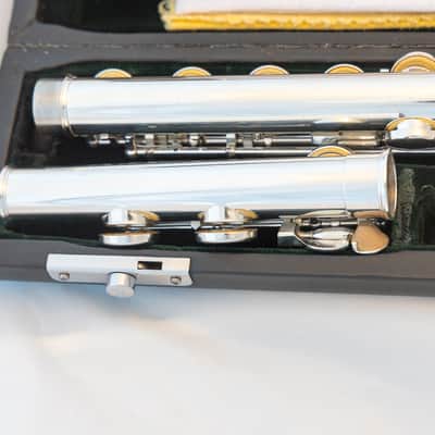 Pearl PF-501 Flute Silver-plated with Split-E *Made in Japan *Cleaned & Serviced *Ready to play image 7