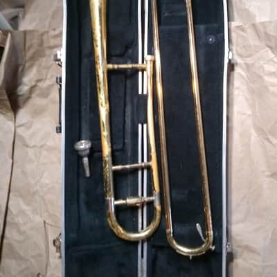 Blessing Scholastic Tenor Trombone, Case & Mouthpiece. Made in USA. Acceptable. image 2