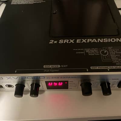 Roland XV-2020 64-Voice Expandable Digital Synthesizer Module 2002 - 2004 - Silver