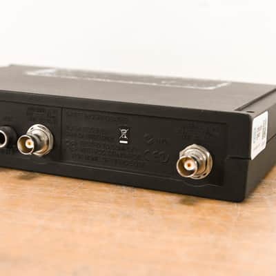 Shure ULXS4 Wireless Receiver - J1 Band: 554-590 MHz (NO POWER SUPPLY) CG0101P image 6