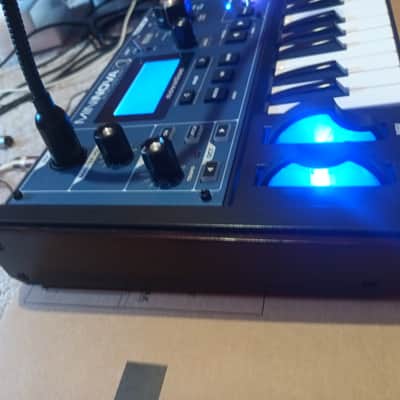 Novation MiniNova 37-Key 18-Voice Synthesizer 2012 - Present - Blue image 2