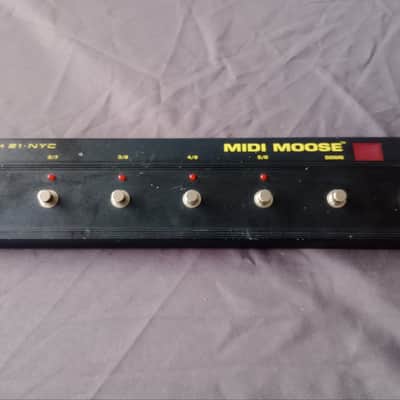 Tech 21 Midi Moose Black 7 Button pedal *** FREE SHIPPING *** image 1