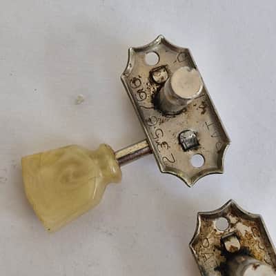 Kluson set of 6 (3+3) no line single ring tuners - 1953 - to mid 1956 image 3