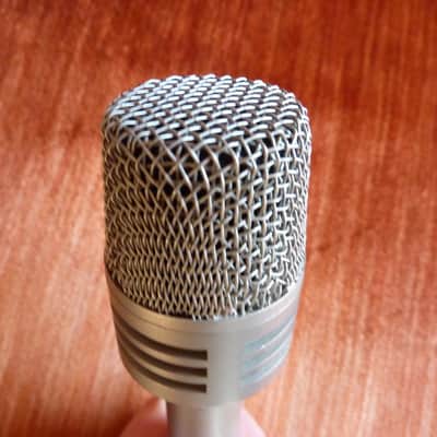Neumann KMS 84i serial no 158 silver image 4