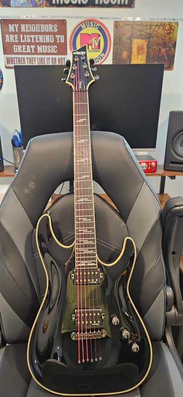 Schecter Blackjack 2021 - Gloss Black image 1