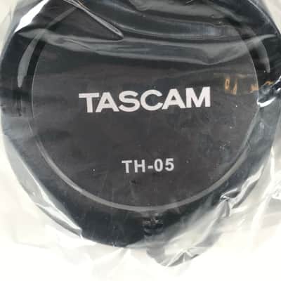 Tascam TH-05 Monitoring Headphone image 9