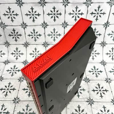 Akai MPC Key 37 Standalone Workstation Synthesizer image 6