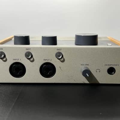 Universal Audio Volt 276 USB-C Audio Interface 2021 - Present - Tan / Gray image 4