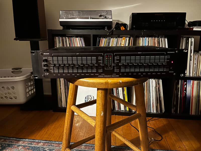 Numark EQ2500A mid-90s-ish - Black image 1