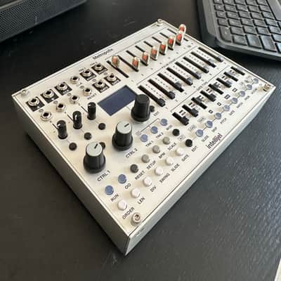 Intellijel Metropolix Solo (with case) image 2