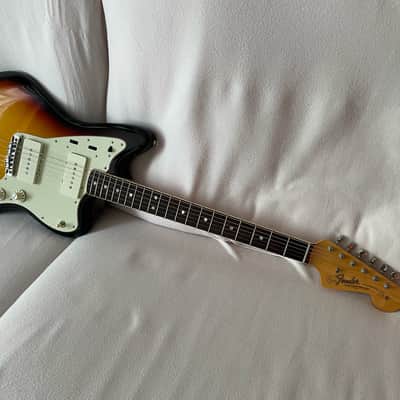 Fender American Vintage '65 Jazzmaster 2013 - 3-Color Sunburst image 3