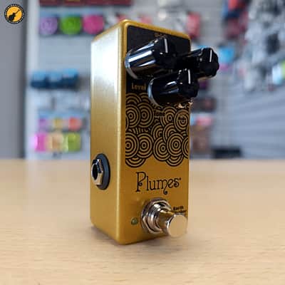 EarthQuaker Devices Plumes Mini Gold Edition - Gold image 3