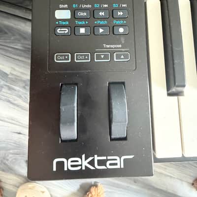 Nektar Impact GX61 USB MIDI Keyboard Controller 2016 - 2021 - Black image 3